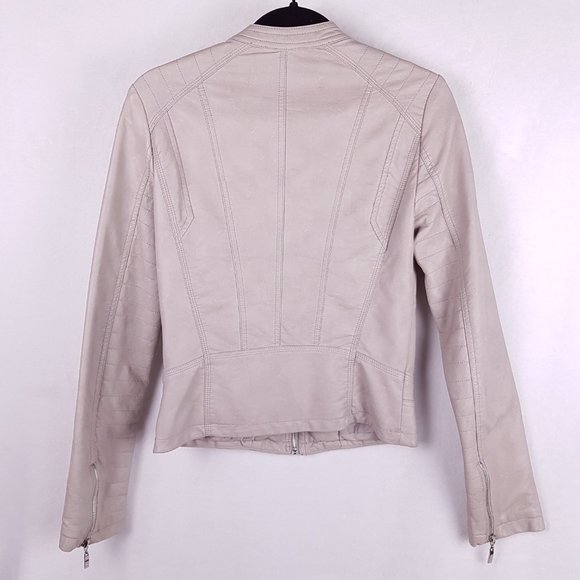 LE CHATEAU | Faux leather white moto jacket zippers size XS - Picture 3 of 8